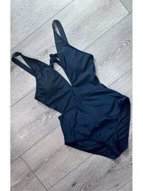 Plunging V-Neck Cutout Monokini One Piece Minimalist Bathing Suit